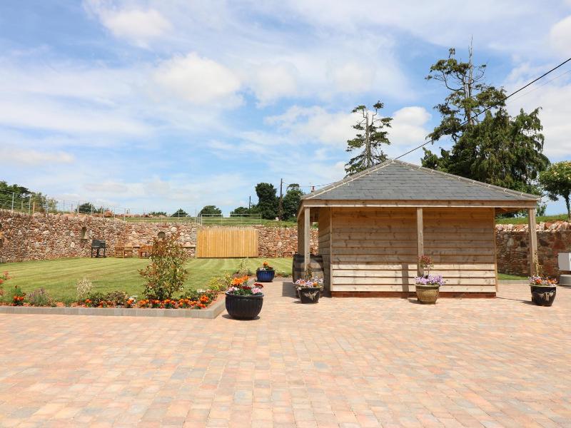 Holiday Home image 4