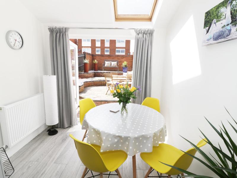Holiday Home image 2