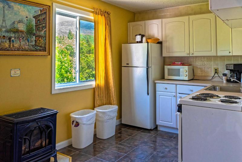 Two Bedroom Suite with Balcony - Non-Smoking (Not Pet Friendly) image 2