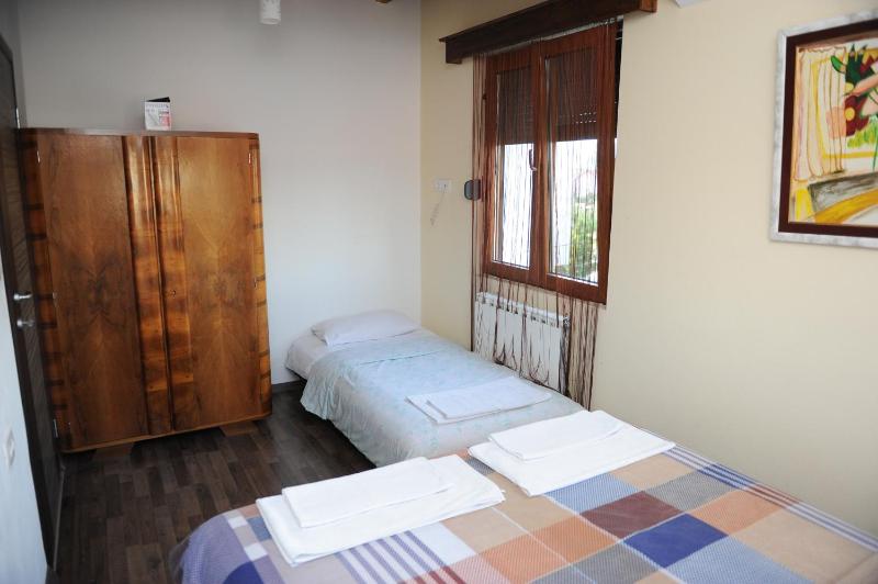 Apartment image 4