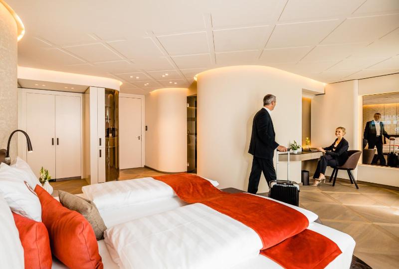 Comfort Plus Double Room image 4