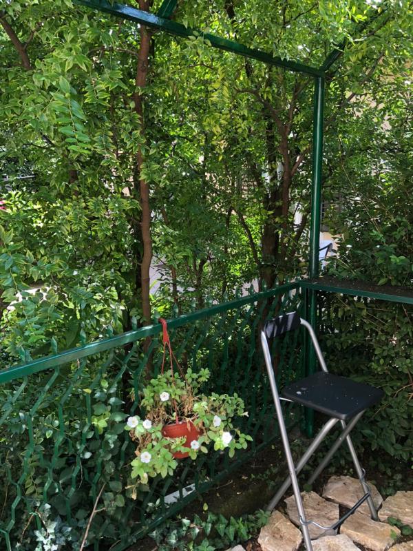 Apartment with Garden View image 3