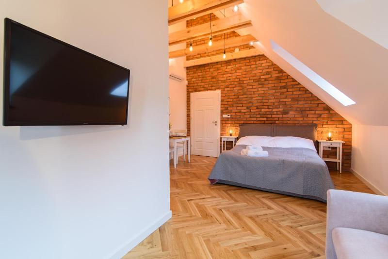 Apartment image 2