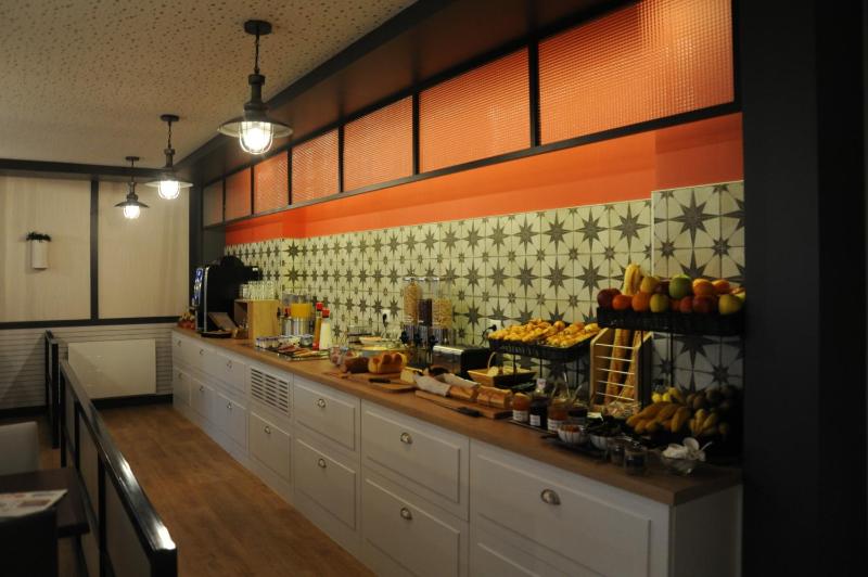 The Originals Boutique Hôtel Admiral's Les Sables-d'Olonne - image 13