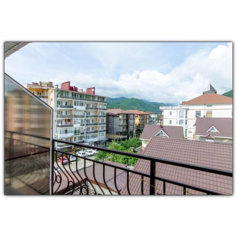 Triple Room with Balcony image 1
