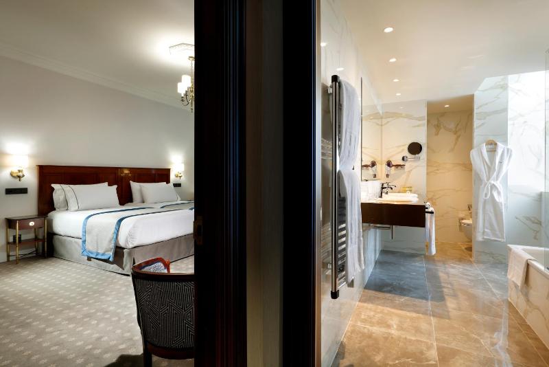 Eurostars Hotel Real - image 39