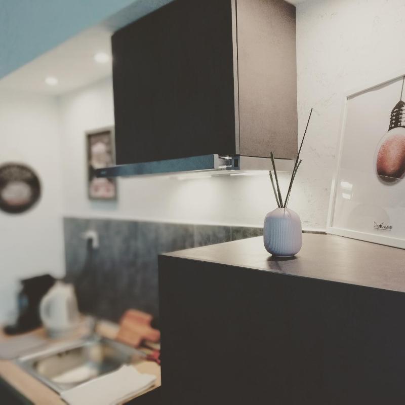 Studio Apartment image 2