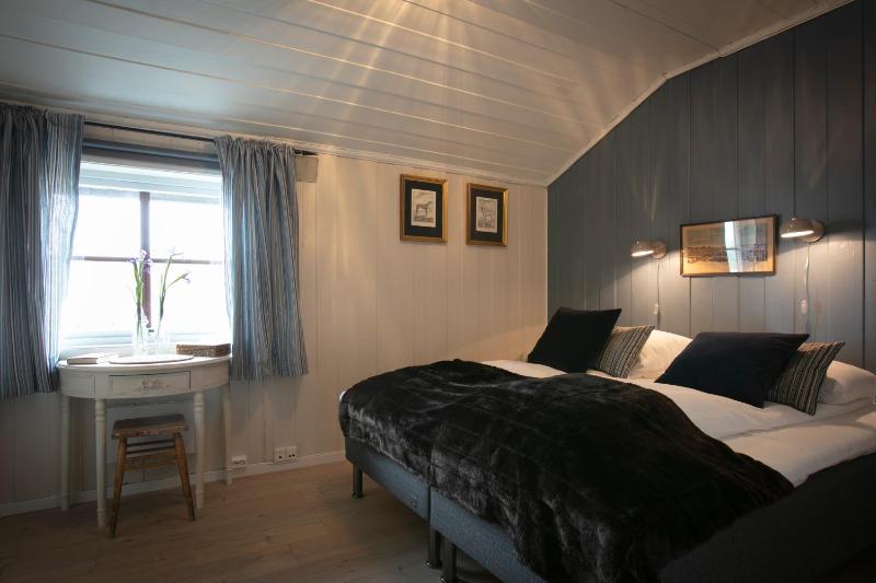 Double Room with Private Bathroom image 2