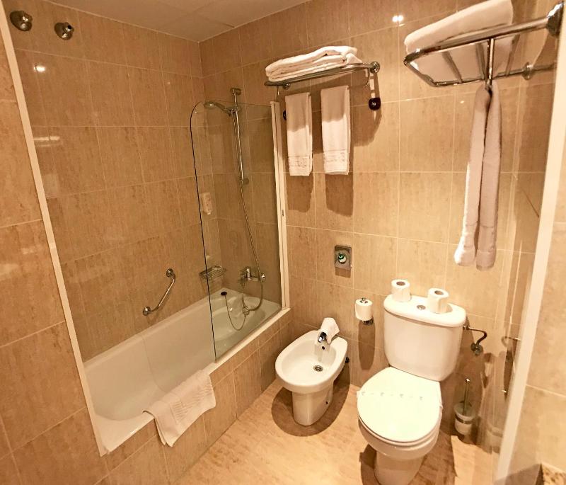 Apartment (4-6 Adults) image 2