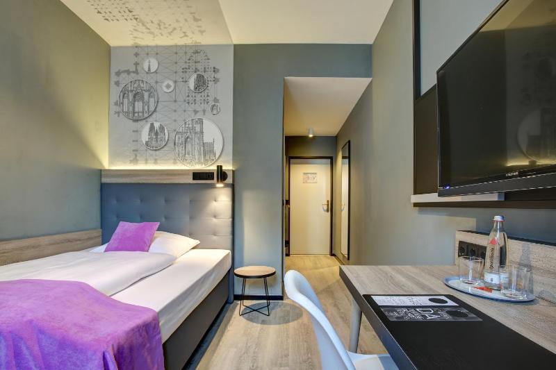 Standard Room, 1 Single Bed image 1