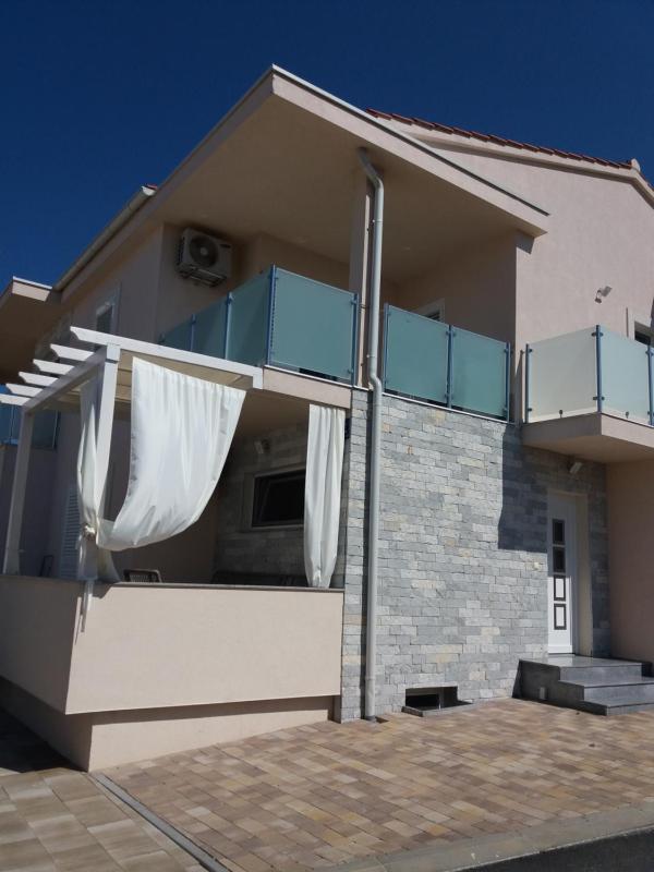 Apartment with Sea View image 4