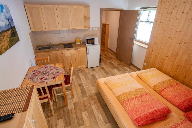 Apartment image 3