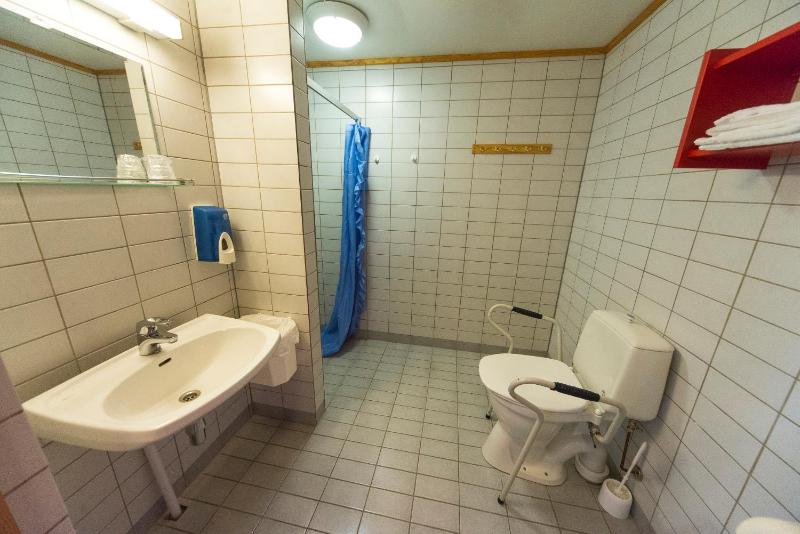 Single Room image 3