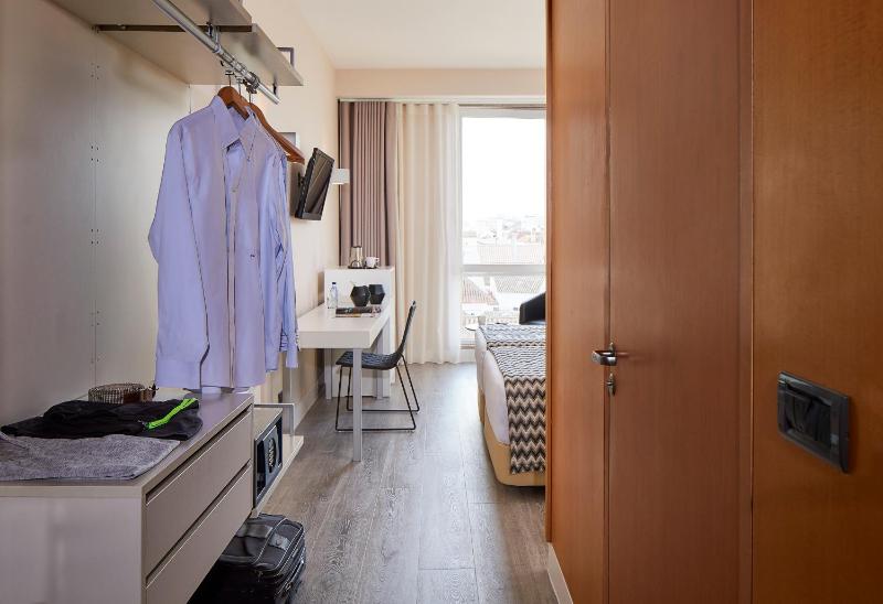 Superior Double or Twin Room image 2