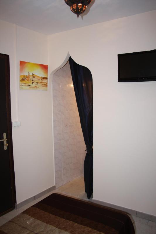 Single Room image 2