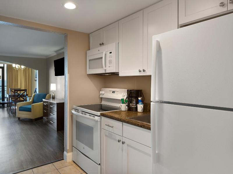 Oceanview Standard Room with Kitchenette image 2