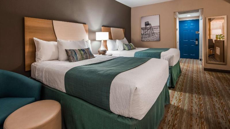 Double Room with Two Double Beds - Non-Smoking image 4