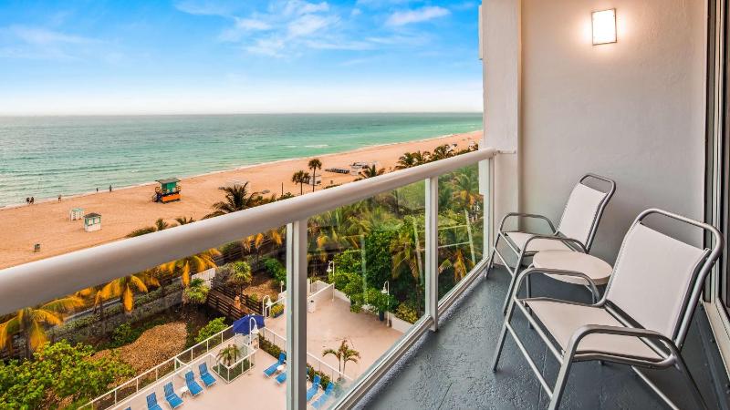 King Room - Ocean Front  image 3
