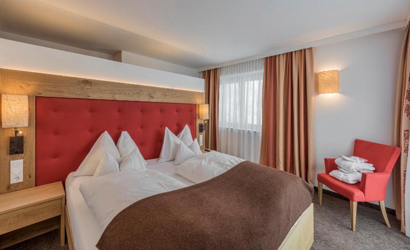 Three-Bedroom Apartment image 3