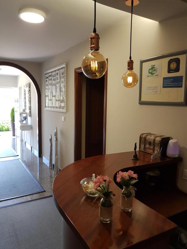 Pensión Residencia Cecilia - image 24