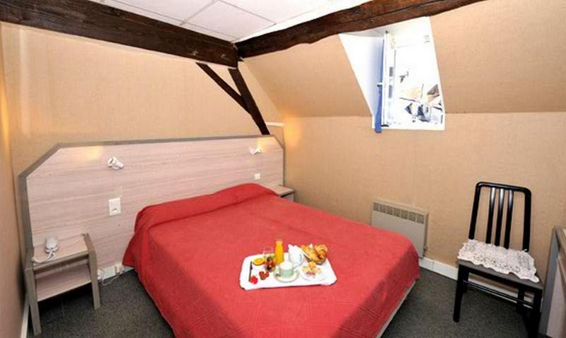 Classic Double or Twin Room image 1