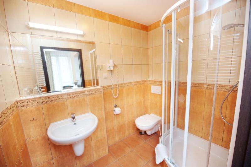 Double or Twin Room with Balcony image 2