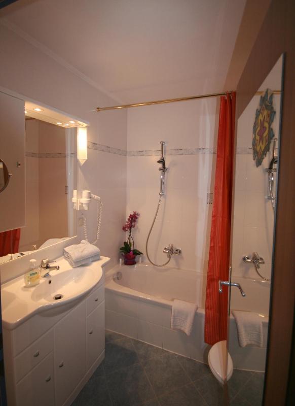 Single Room with Balcony image 2