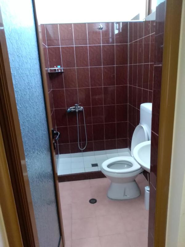 Family Room image 1