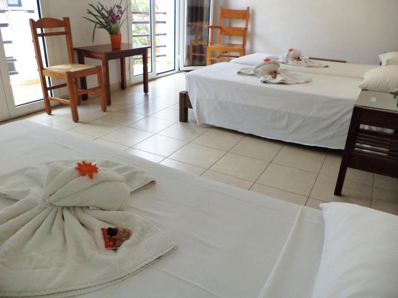 Triple Room image 3