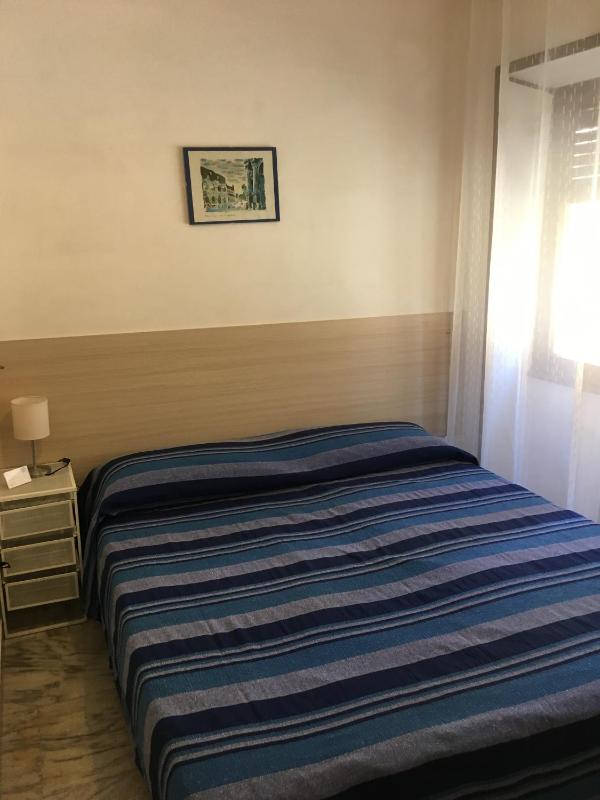 Double or Twin Room image 4
