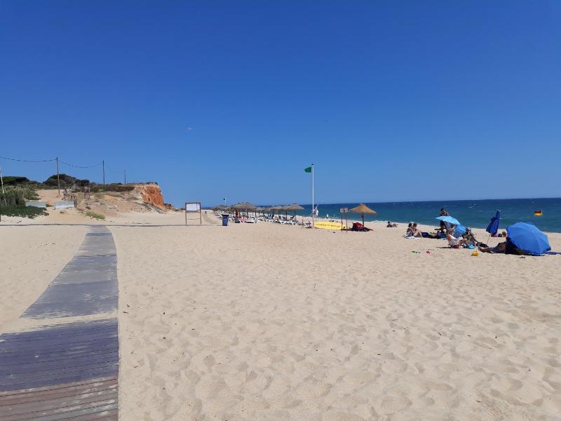 COLINA FÉRIAS- Garagem & WIFI - image 6