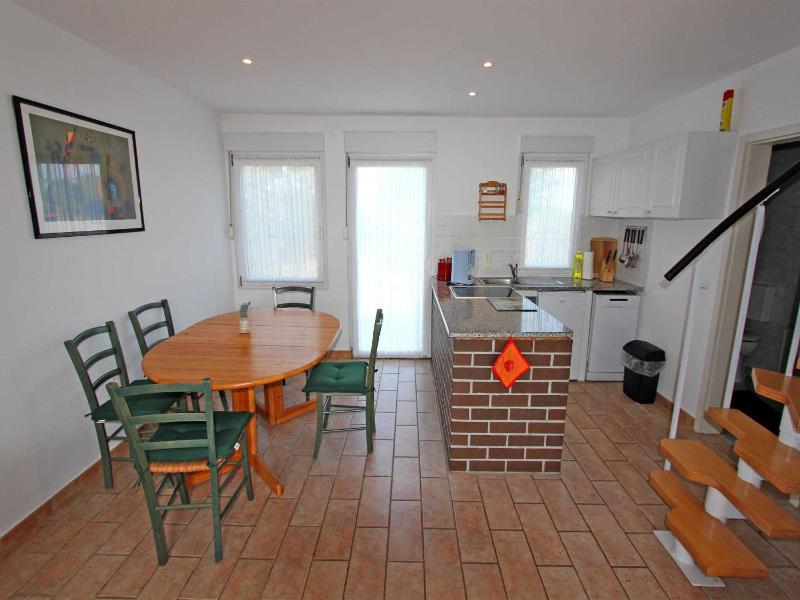 Two-Bedroom House image 1