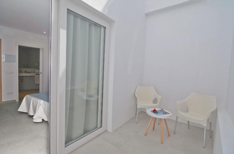 Twin Room - Disability Access image 4