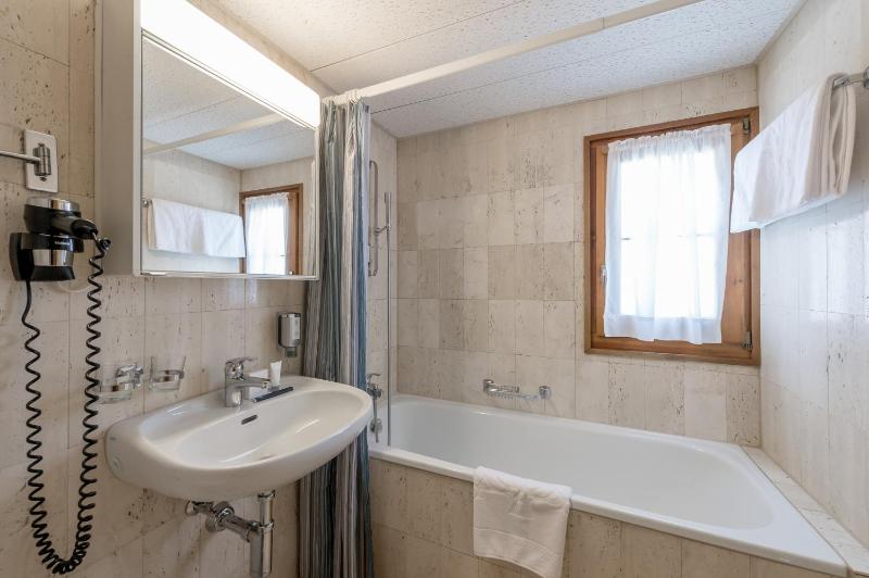 Junior Suite with Balcony image 2