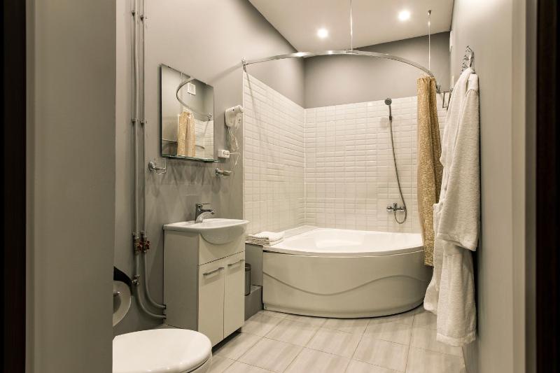 Studio Apartment image 2
