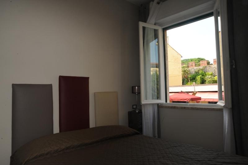 Double Room with Private Bathroom image 3