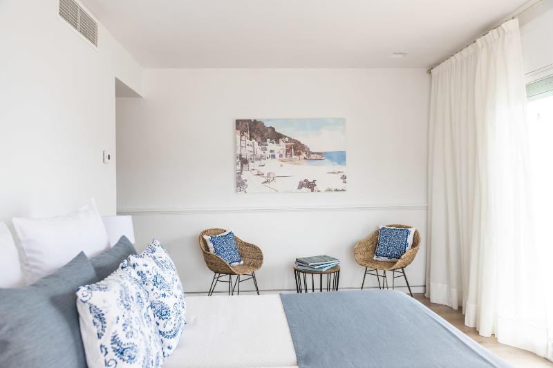Superior Double Room image 4