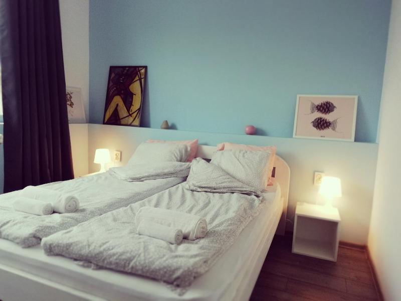 Apartment image 2