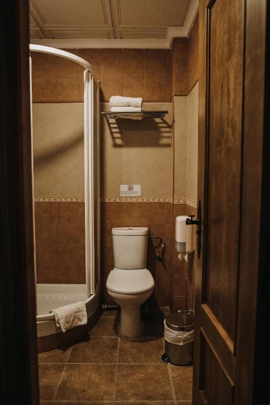 Triple Room image 3