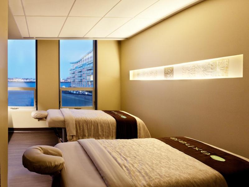 Battery Wharf Hotel Boston Waterfront - image 8