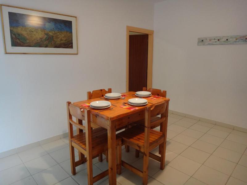 Two-Bedroom Apartment image 4