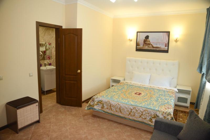 Superior King Room image 1