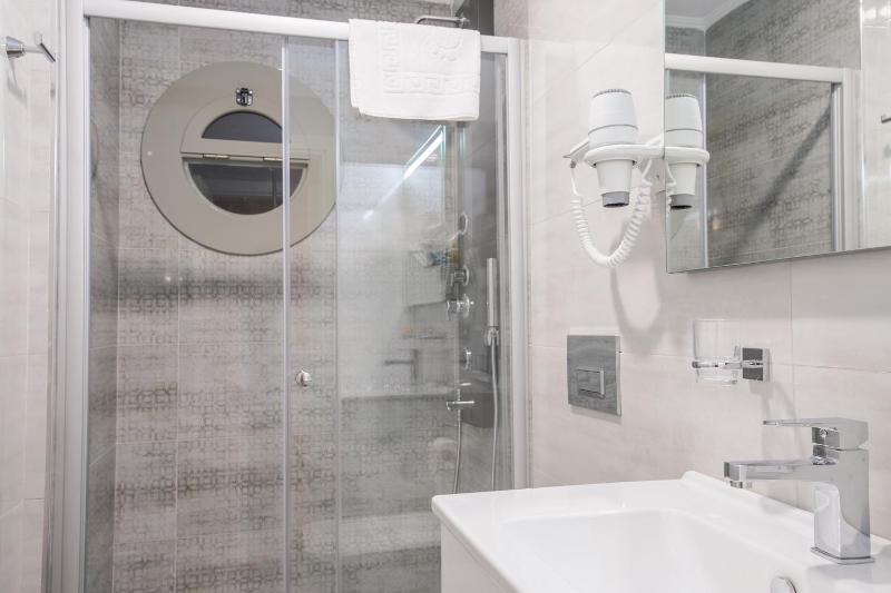 Cumbali Suite image 2