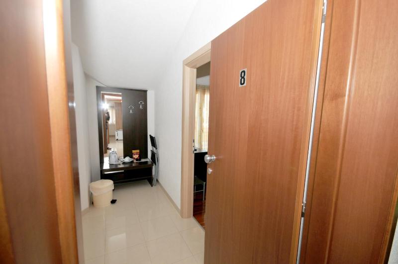 Double Room with Balcony image 4