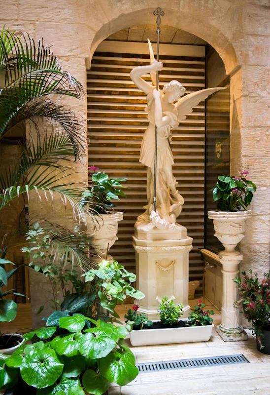 Valletta Lucente Guest House - image 2