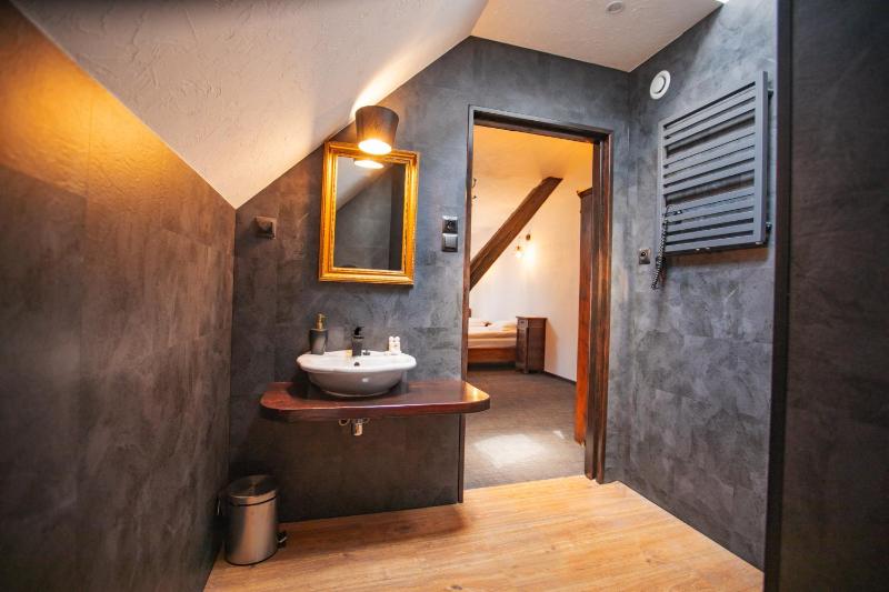 Double Room image 2