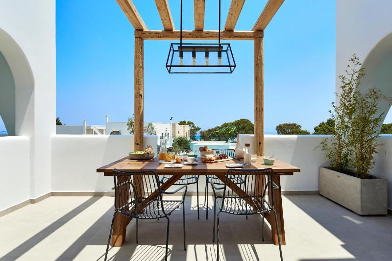 Prestige Suite with Outdoor Private Pool image 4