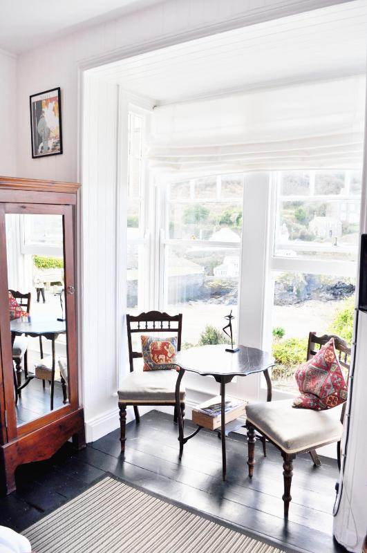 Double Room with Sea View image 2