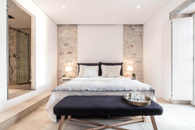 Standard Double Room image 1