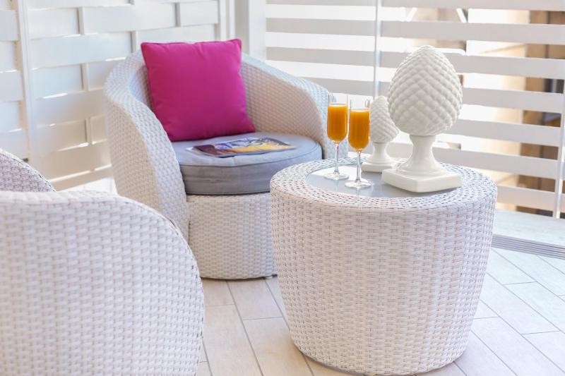 Hotel Tasso Suites & Spa - image 36